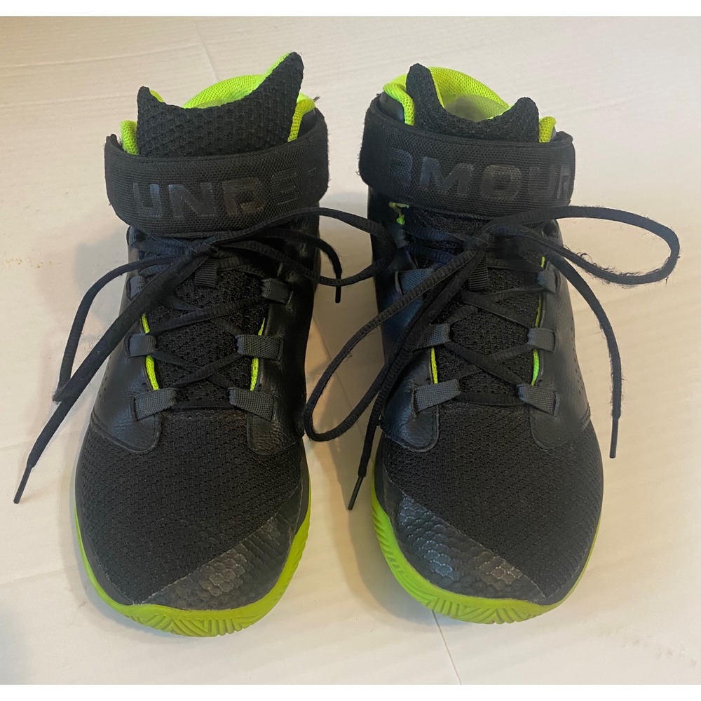 Under Armour Kids Basketball Shoes Black Lime Green 1299028-002 Size 6.5Y
